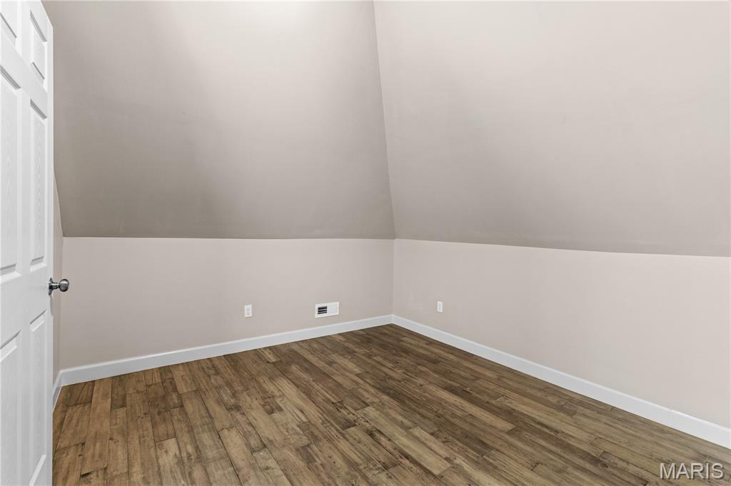 4648 South Compton Avenue St. Louis, MO 63111 - Photo 20 of 28