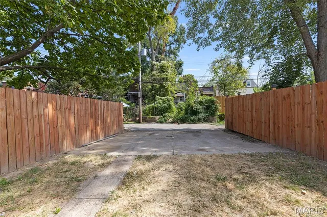 $275,000 | 4648 South Compton Avenue, St. Louis, MO 63111