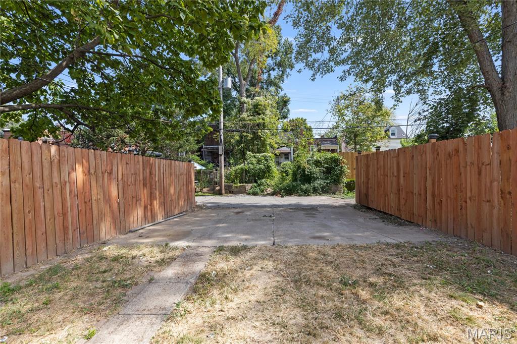 4648 South Compton Avenue St. Louis, MO 63111 - Photo 22 of 28