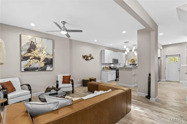 $275,000 | 4648 South Compton Avenue, St. Louis, MO 63111