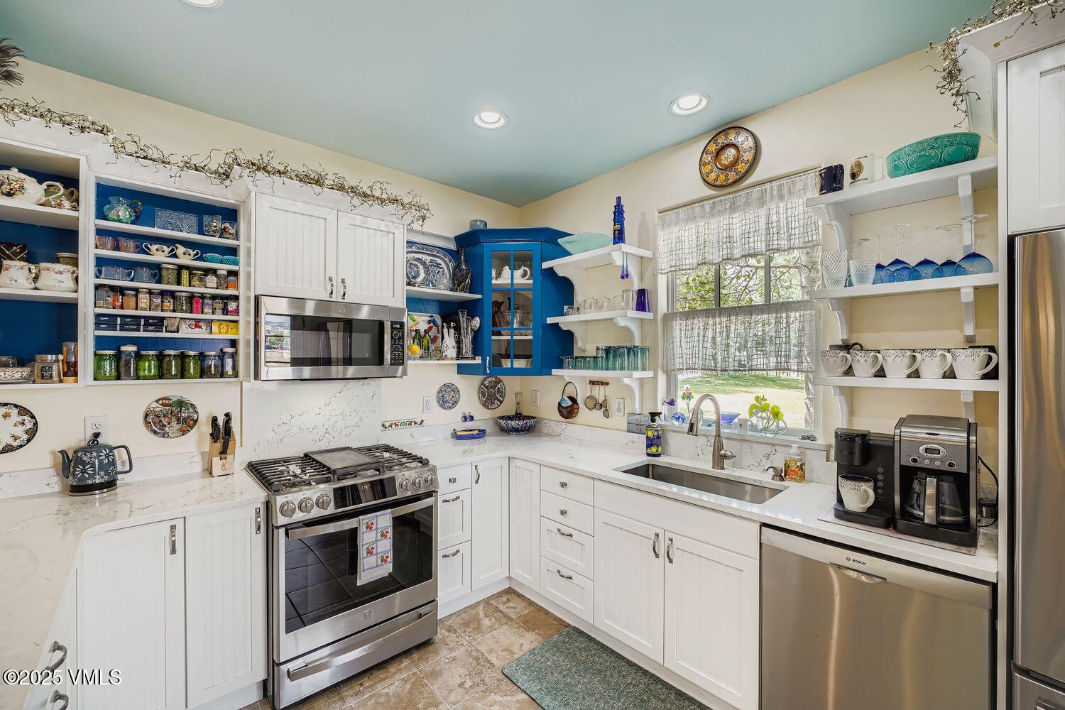 264 Founders Avenue Eagle, CO 81631 - Photo 9 of 25 Kitchen
