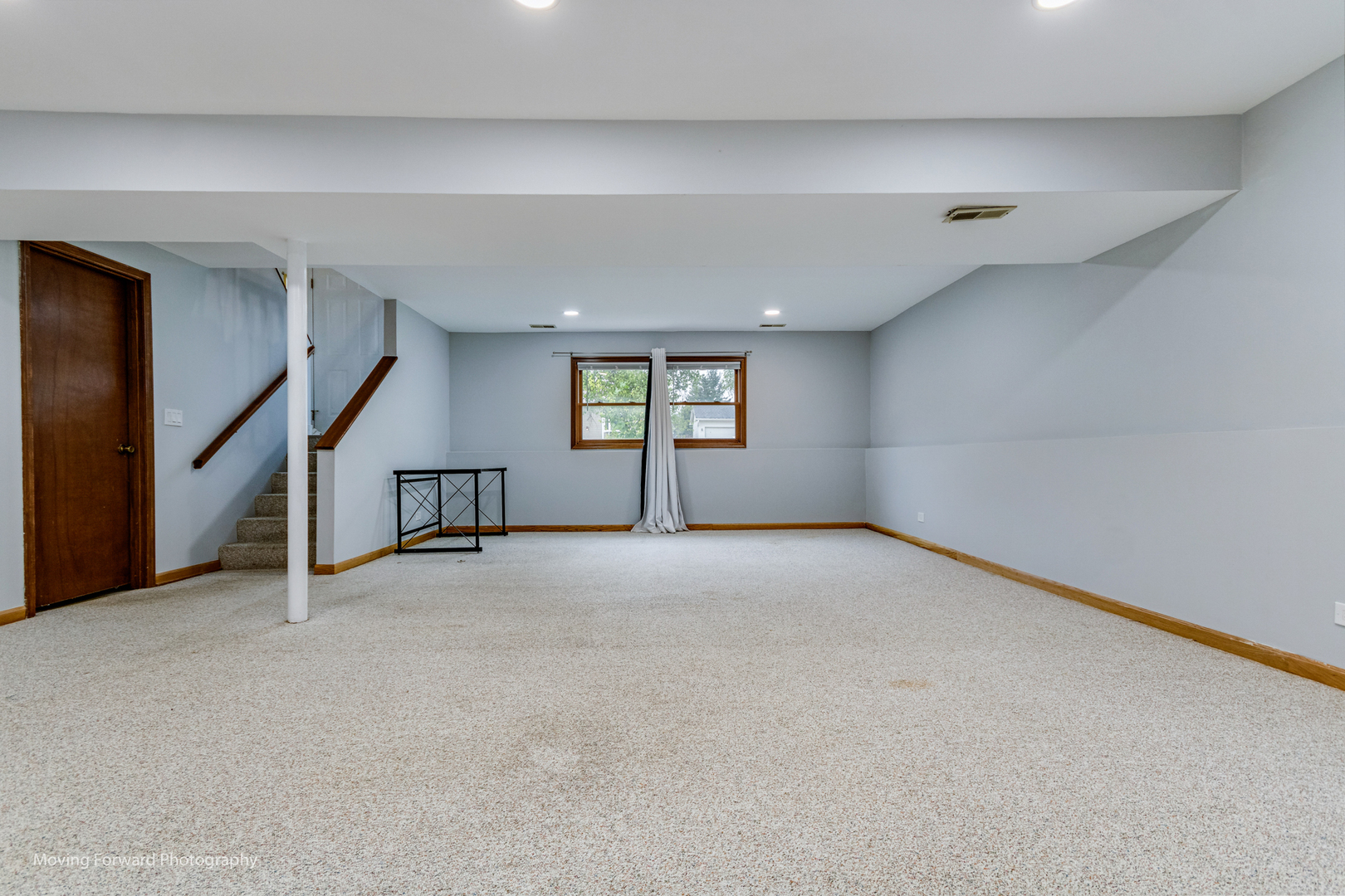37 Evergreen Road Streamwood, IL 60107 - Photo 24 of 36 a view of an empty room with a window