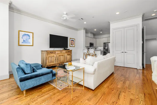 $3,150 | 3302 Audley Street, Unit 124, Houston, TX 77098