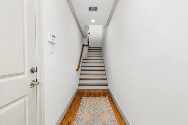 $3,250 | 3302 Audley Street, Unit 124, Houston, TX 77098