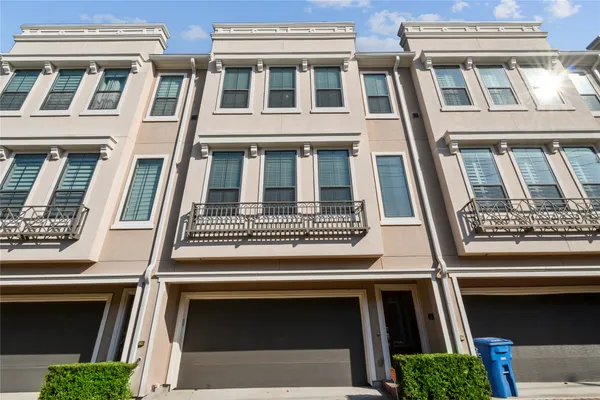 $3,150 | 3302 Audley Street, Unit 124, Houston, TX 77098