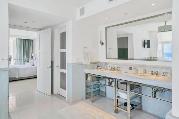 $18,000 | 18911 Collins Avenue, Unit 2705, Sunny Isles Beach, FL 33160