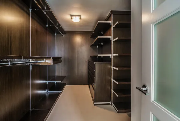 $18,000 | 18911 Collins Avenue, Unit 2705, Sunny Isles Beach, FL 33160