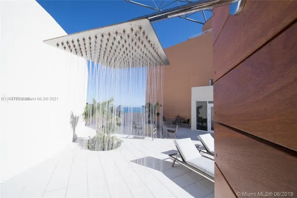 $18,000 | 18911 Collins Avenue, Unit 2705, Sunny Isles Beach, FL 33160