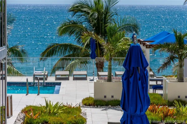 $18,000 | 18911 Collins Avenue, Unit 2705, Sunny Isles Beach, FL 33160