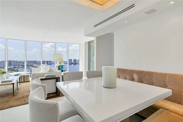 $18,000 | 18911 Collins Avenue, Unit 2705, Sunny Isles Beach, FL 33160