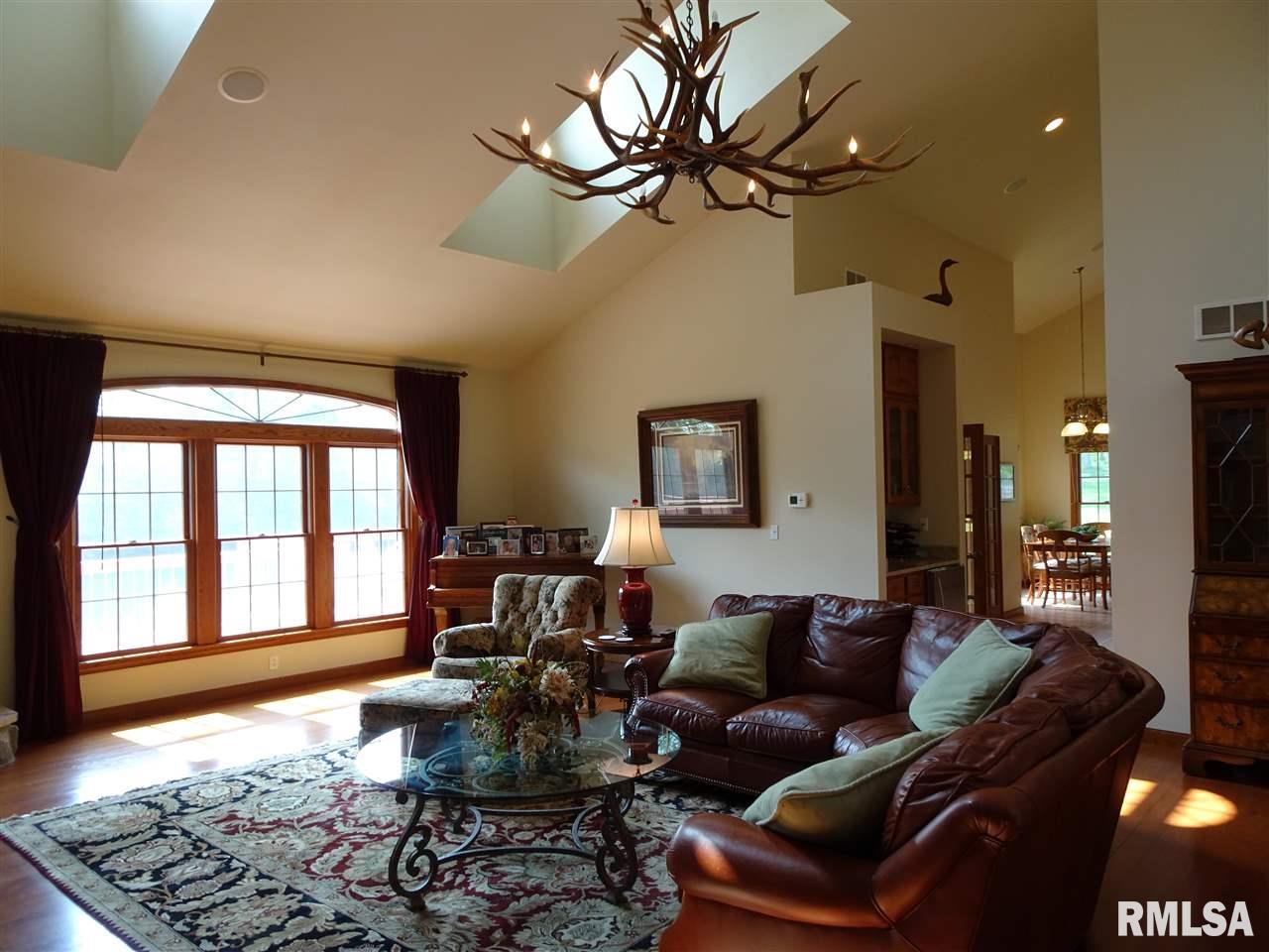 18833 East Wildwood Road Farmington, IL 61531 - Photo 14 of 35 Gallery Image 14