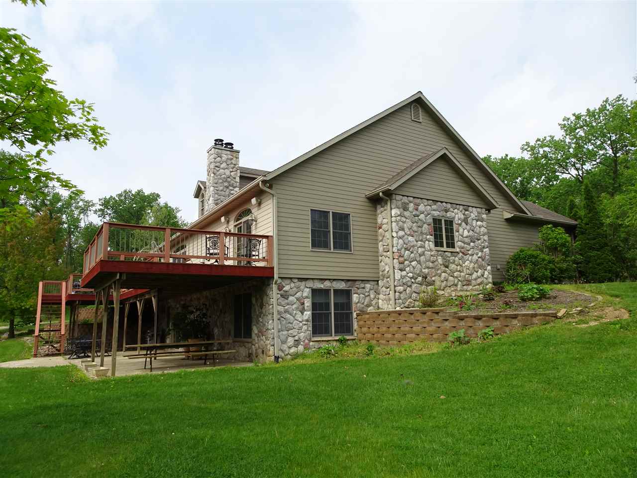 18833 East Wildwood Road Farmington, IL 61531 - Photo 2 of 35 Gallery Image 2