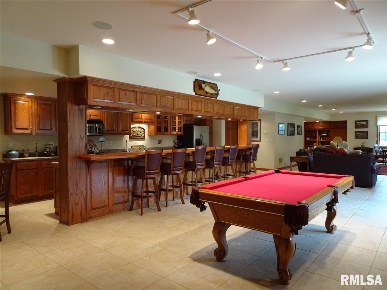 18833 East Wildwood Road Farmington, IL 61531 - Photo 24 of 35 Gallery Image 24