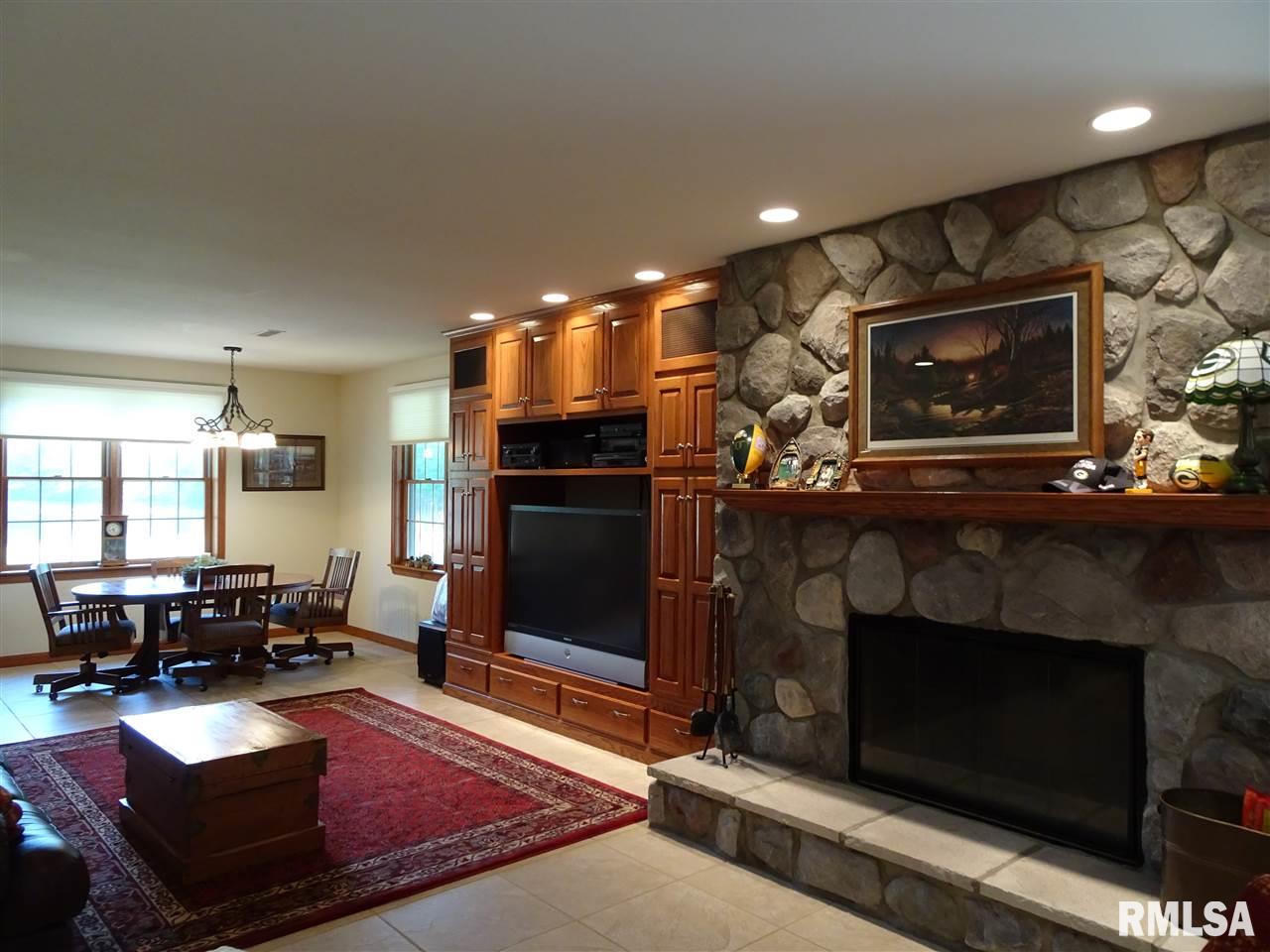 18833 East Wildwood Road Farmington, IL 61531 - Photo 26 of 35 Gallery Image 26