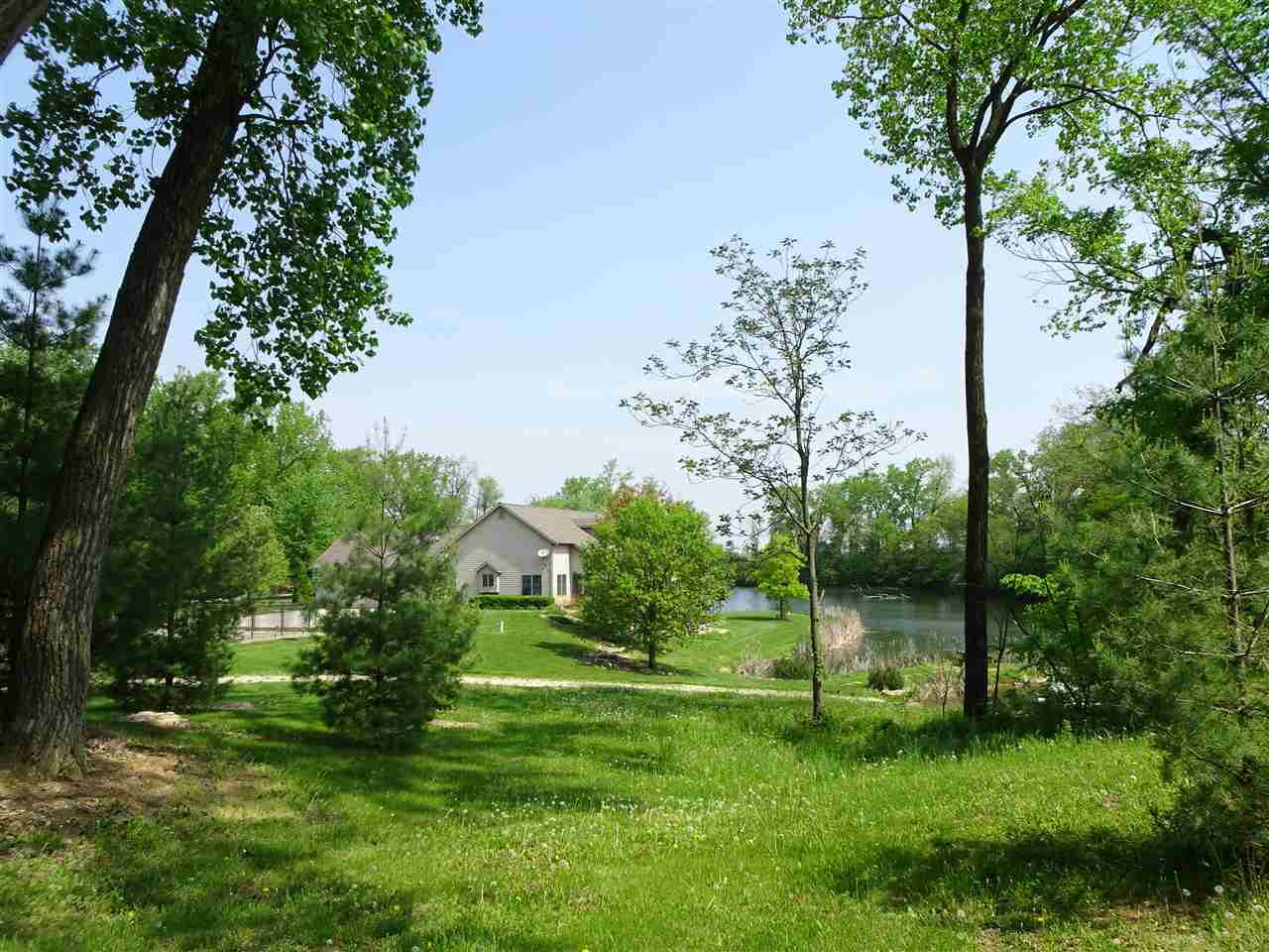 18833 East Wildwood Road Farmington, IL 61531 - Photo 32 of 35 Gallery Image 32