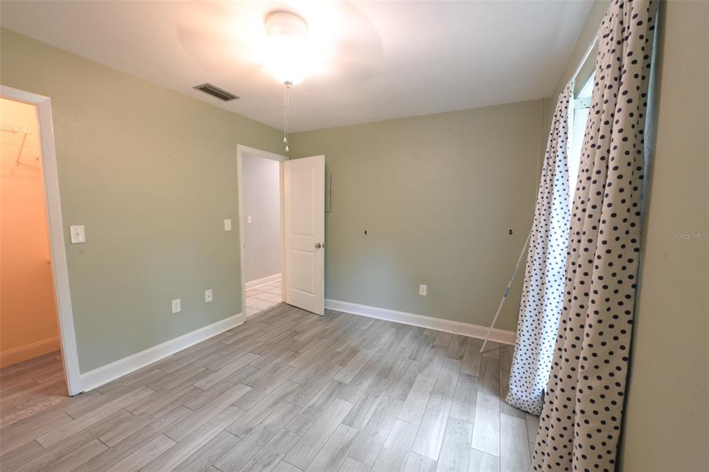 7616 Southwest 10 Avenue Gainesville, FL 32607 - Photo 15 of 28