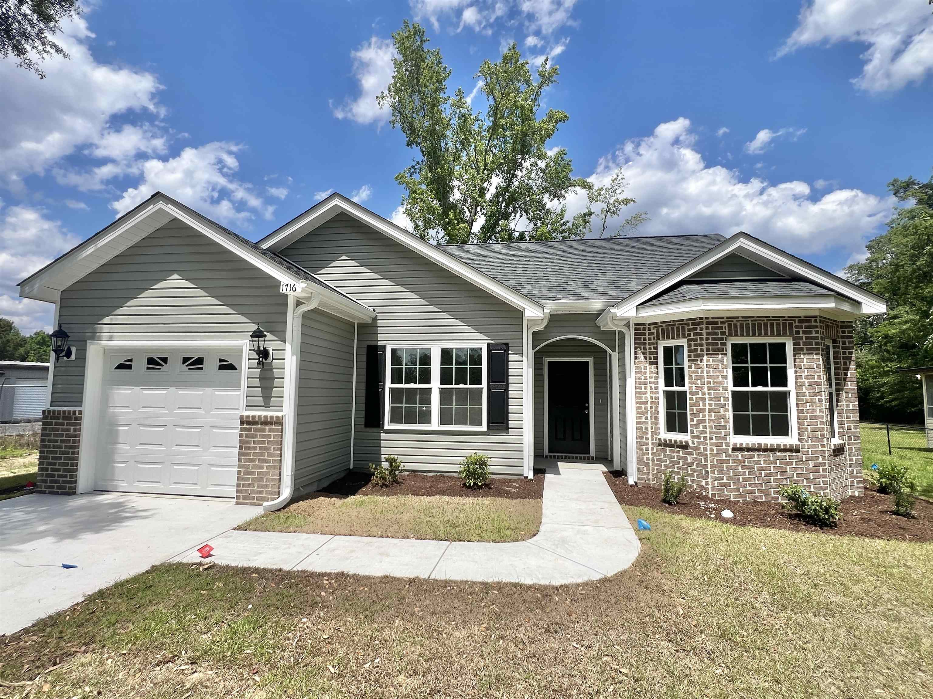 1716 Foster Avenue Conway, SC 29527 - Photo 1 of 18