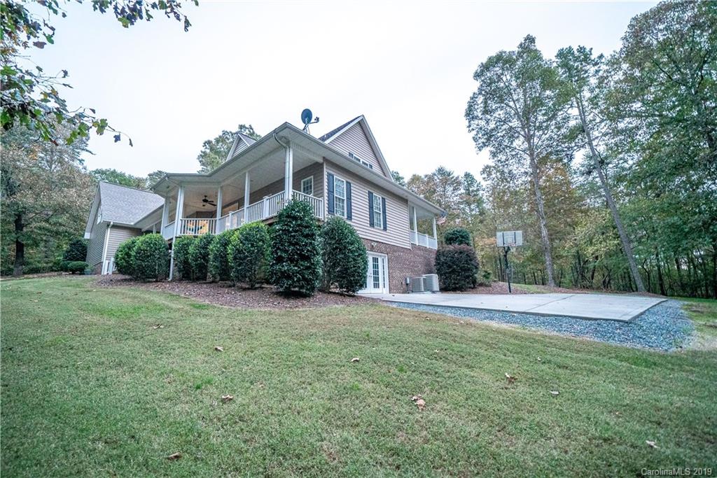 12757 St Martin Road Oakboro, NC 28129 - Photo 6 of 31 Gallery Image 6