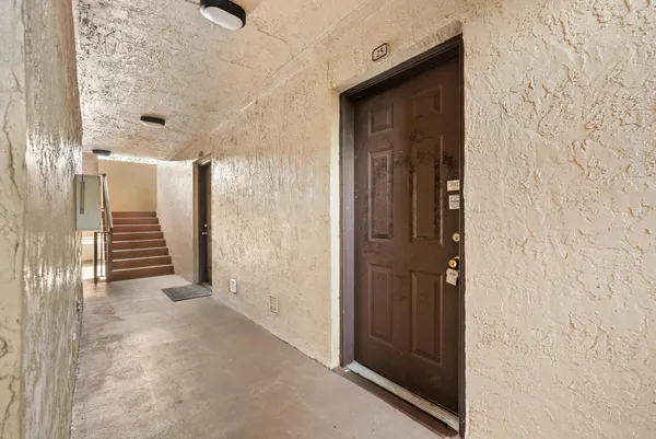 $1,850 | 4201 West McNab Road, Unit 25, Pompano Beach, FL 33069