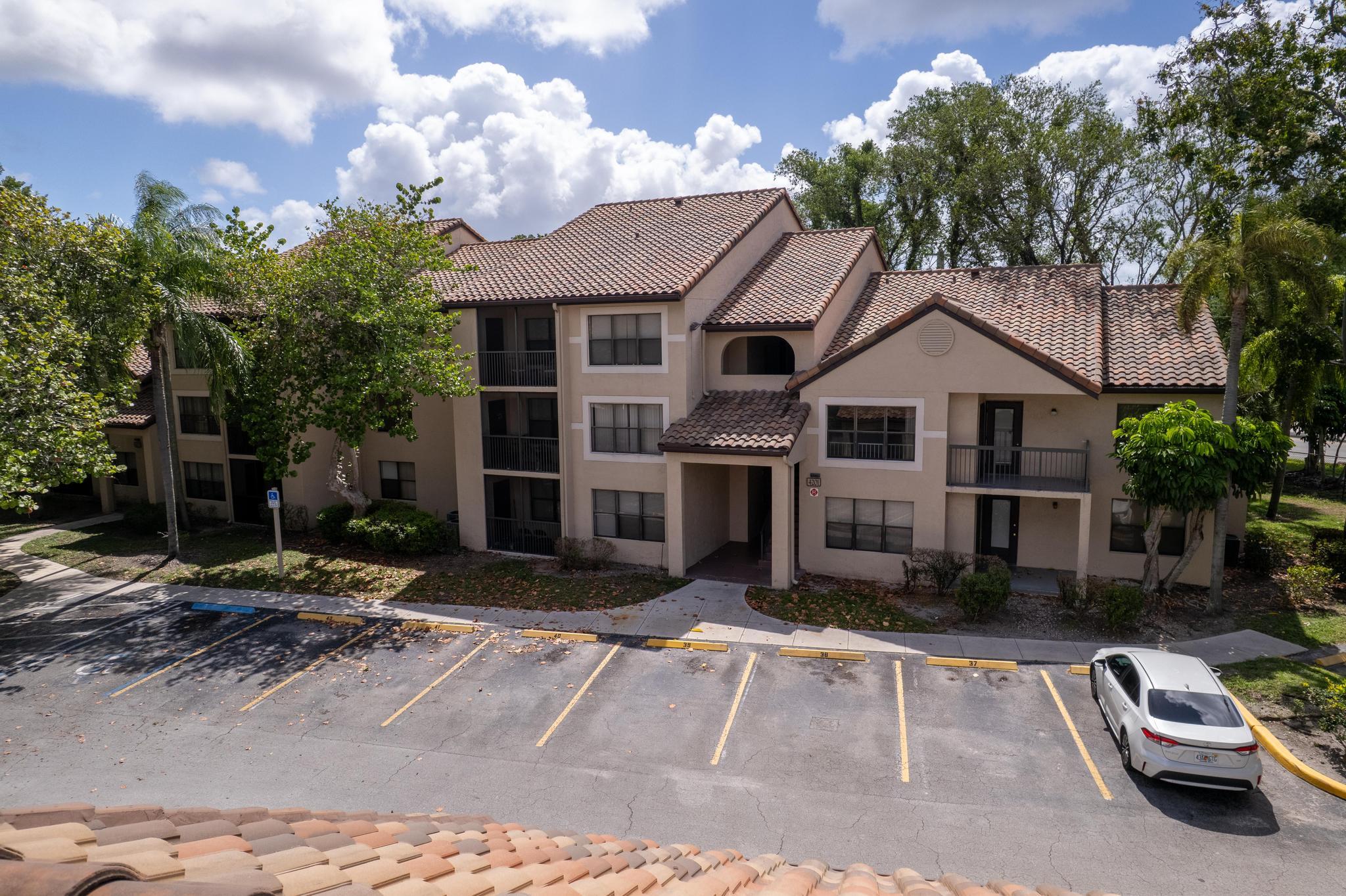 4201 West McNab Road, Unit 25 Pompano Beach, FL 33069 - Photo 21 of 28 DJI_0399-HDR