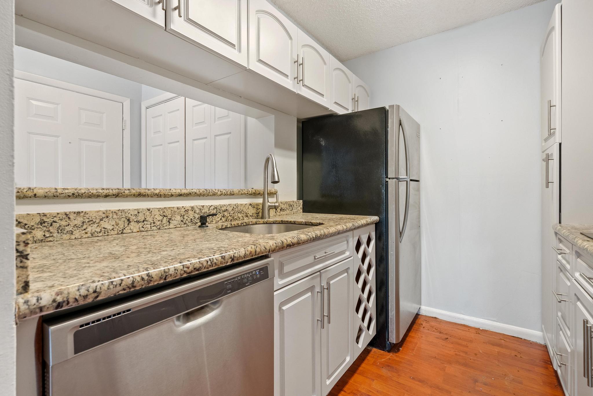 4201 West McNab Road, Unit 25 Pompano Beach, FL 33069 - Photo 7 of 28 DSC07387