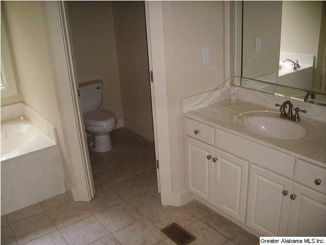 182 Grove Circle Bessemer, AL 35023 - Photo 8 of 25