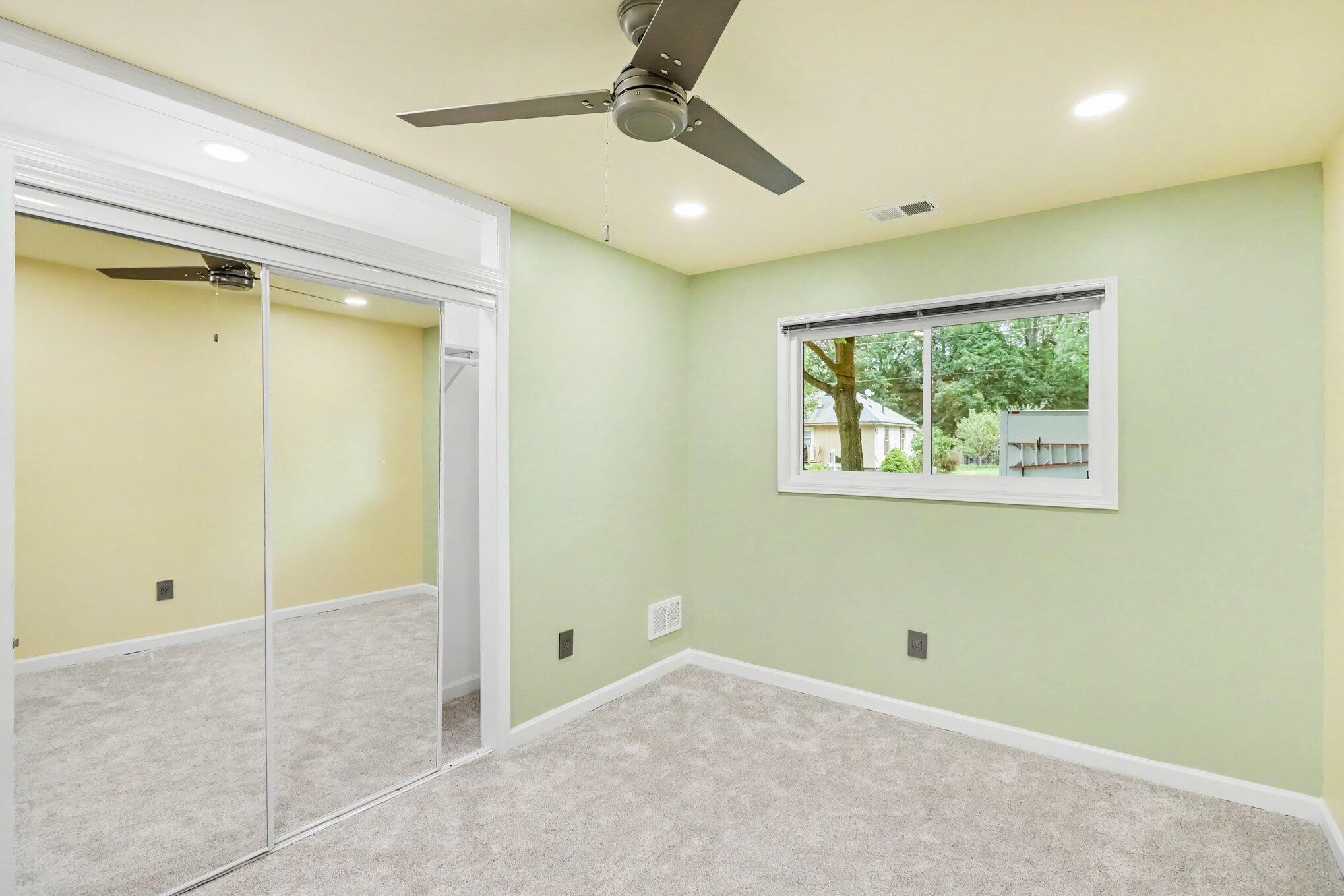 709 11th Street Three Rivers, MI 49093 - Photo 16 of 25 015_file_7948