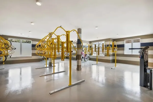 $1,876 | 1317 Post Oak Park Drive, Unit 334, Houston, TX 77027