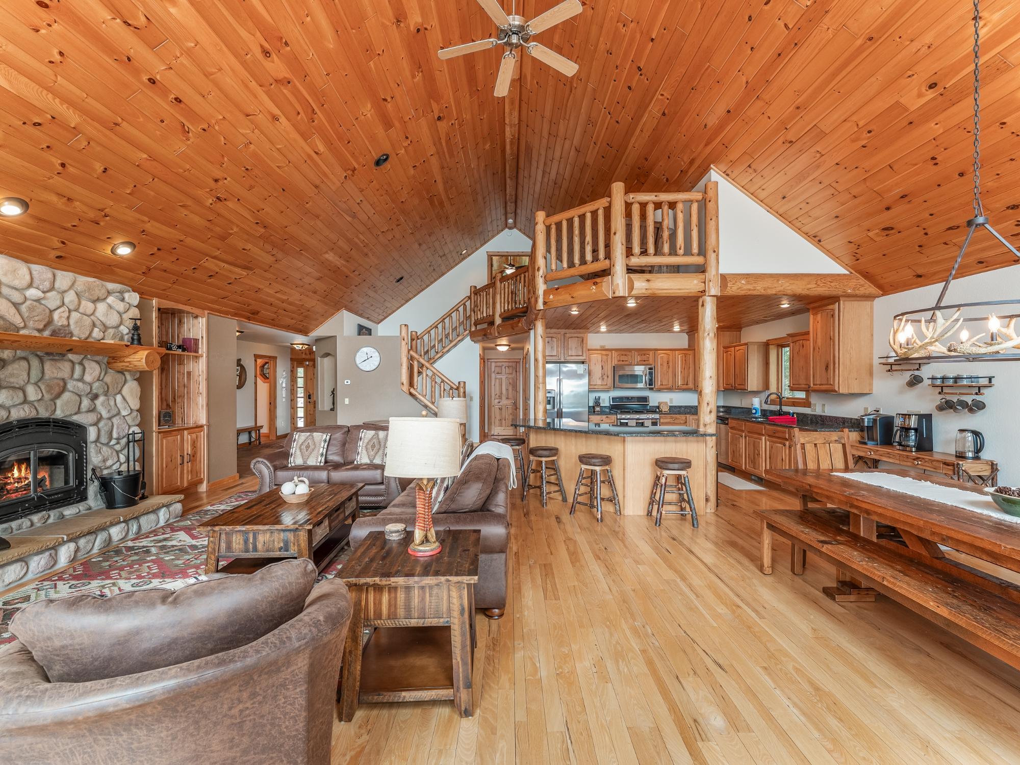 3717 Chain O Lakes Road Eagle River, WI 54521 - Photo 13 of 79 Gallery Image 13