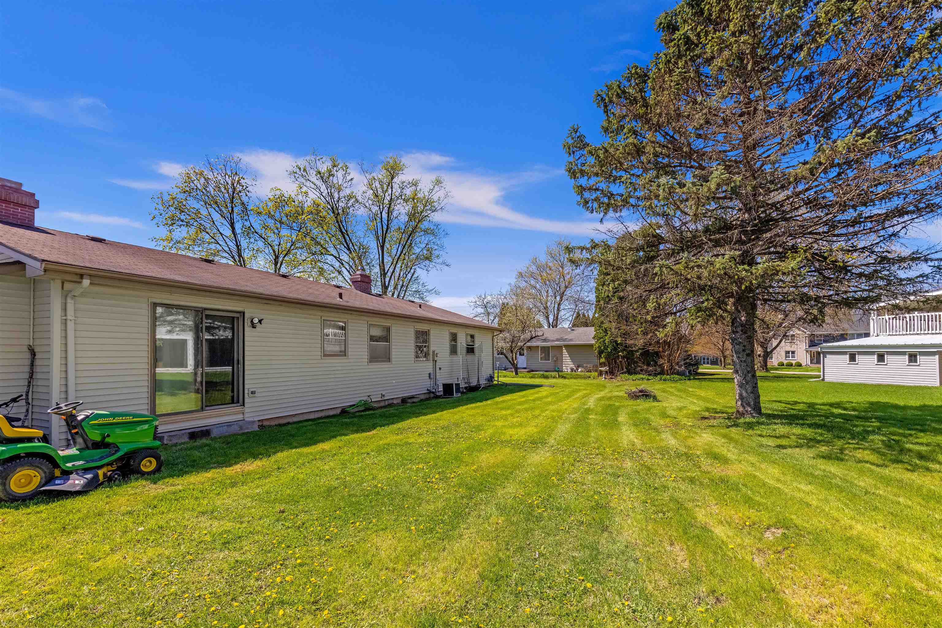 621 East Holly Road Beloit, WI 53511 - Photo 19 of 19