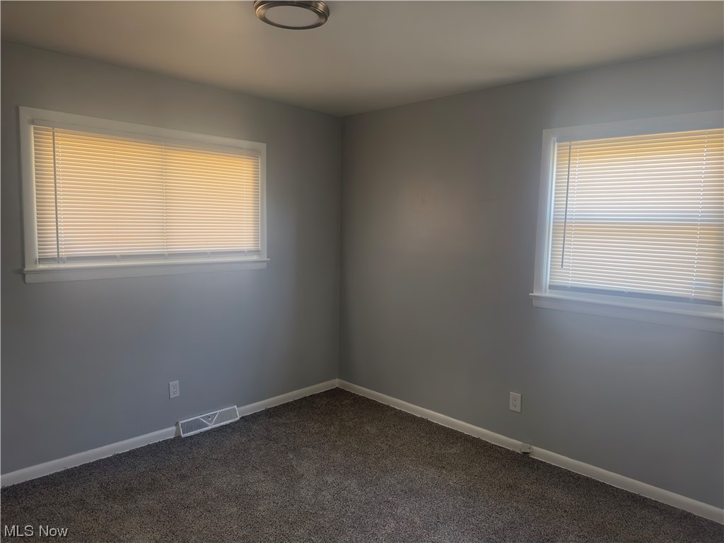 20286 Emery Road Cleveland, OH 44128 - Photo 13 of 27 Gallery Image 13