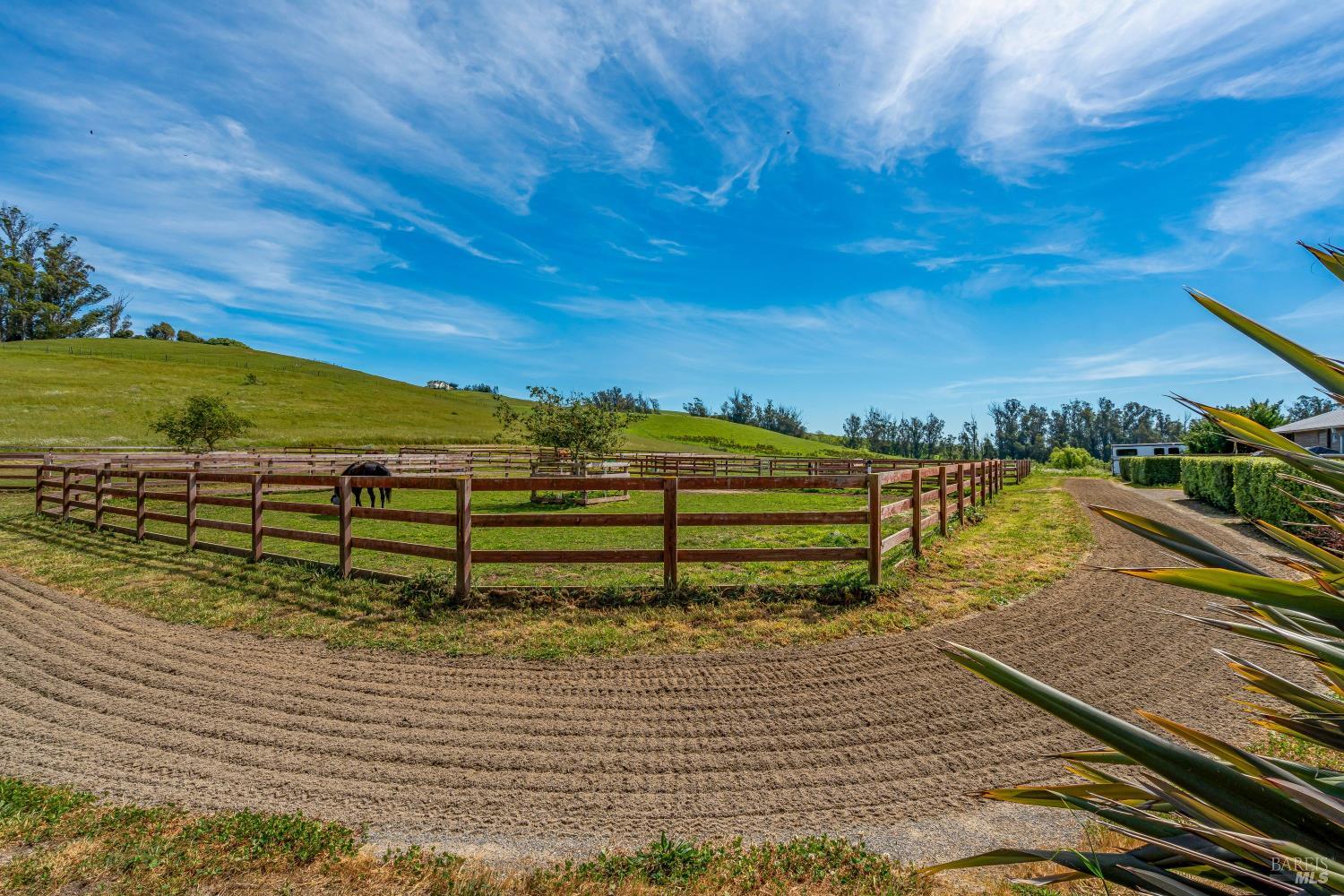4707 Bloomfield Road Petaluma, CA 94952 - Photo 27 of 97