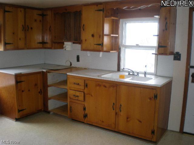 9233 Malibu Road Northeast Minerva, OH 44657 - Photo 3 of 10 Gallery Image 3