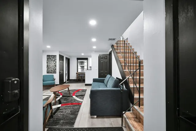 $1,699,500 | 621 Northeast 28th Street, Wilton Manors, FL 33334