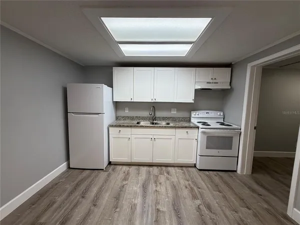 $1,150 | 1400 Strawberry Place, Unit 5, Plant City, FL 33563