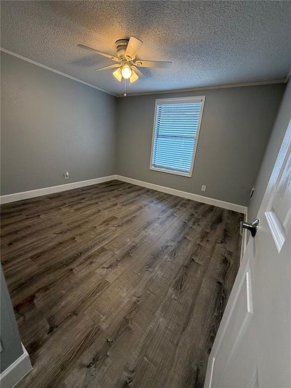 1400 Strawberry Place, Unit 5 Plant City, FL 33563 - Photo 7 of 12