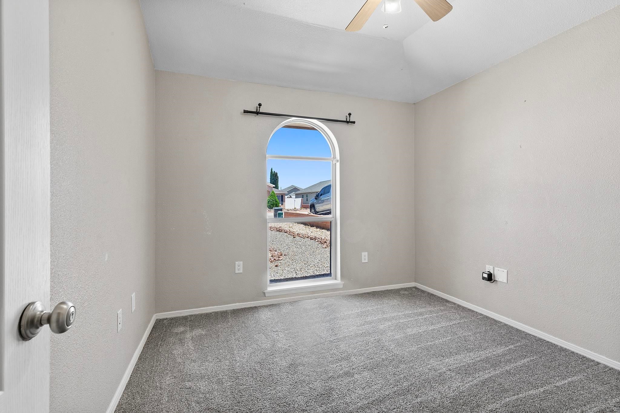 304 Bosque Alamogordo, NM 88310 - Photo 27 of 45 Gallery Image 27
