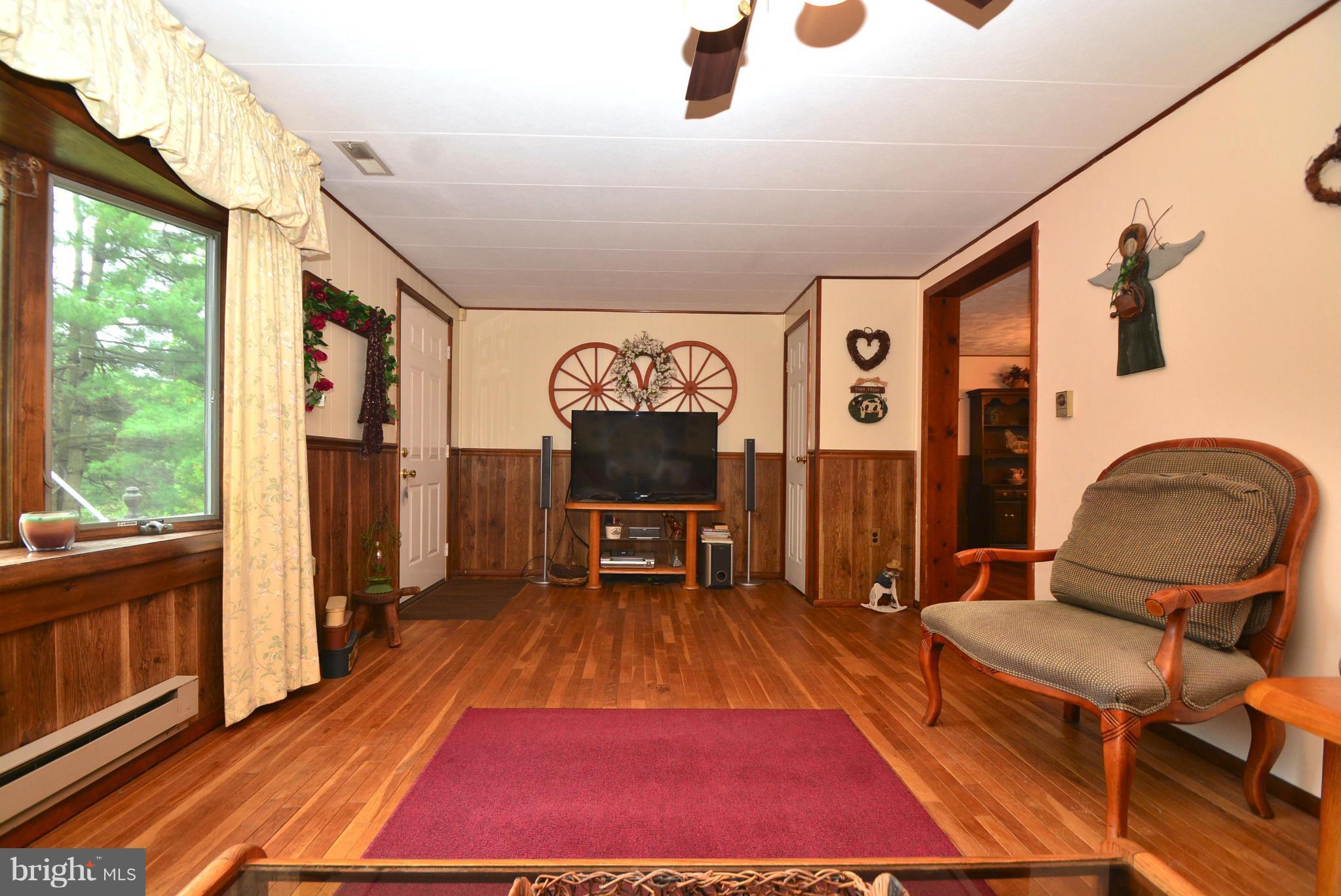 1002 South Stepney Road Aberdeen, MD 21001 - Photo 5 of 30 Living Room
