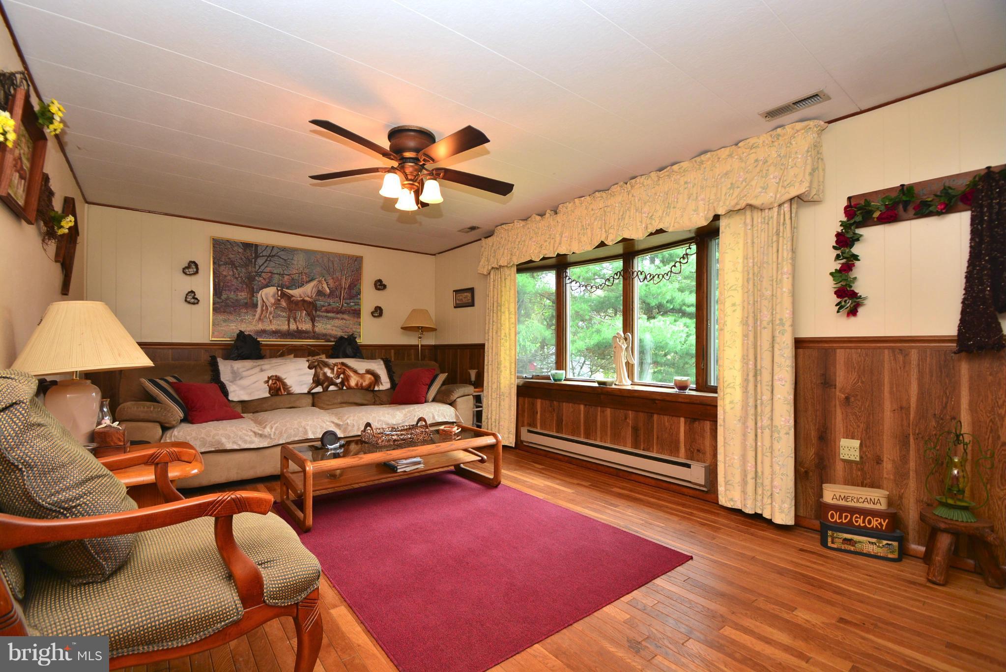 1002 South Stepney Road Aberdeen, MD 21001 - Photo 6 of 30 Living Room