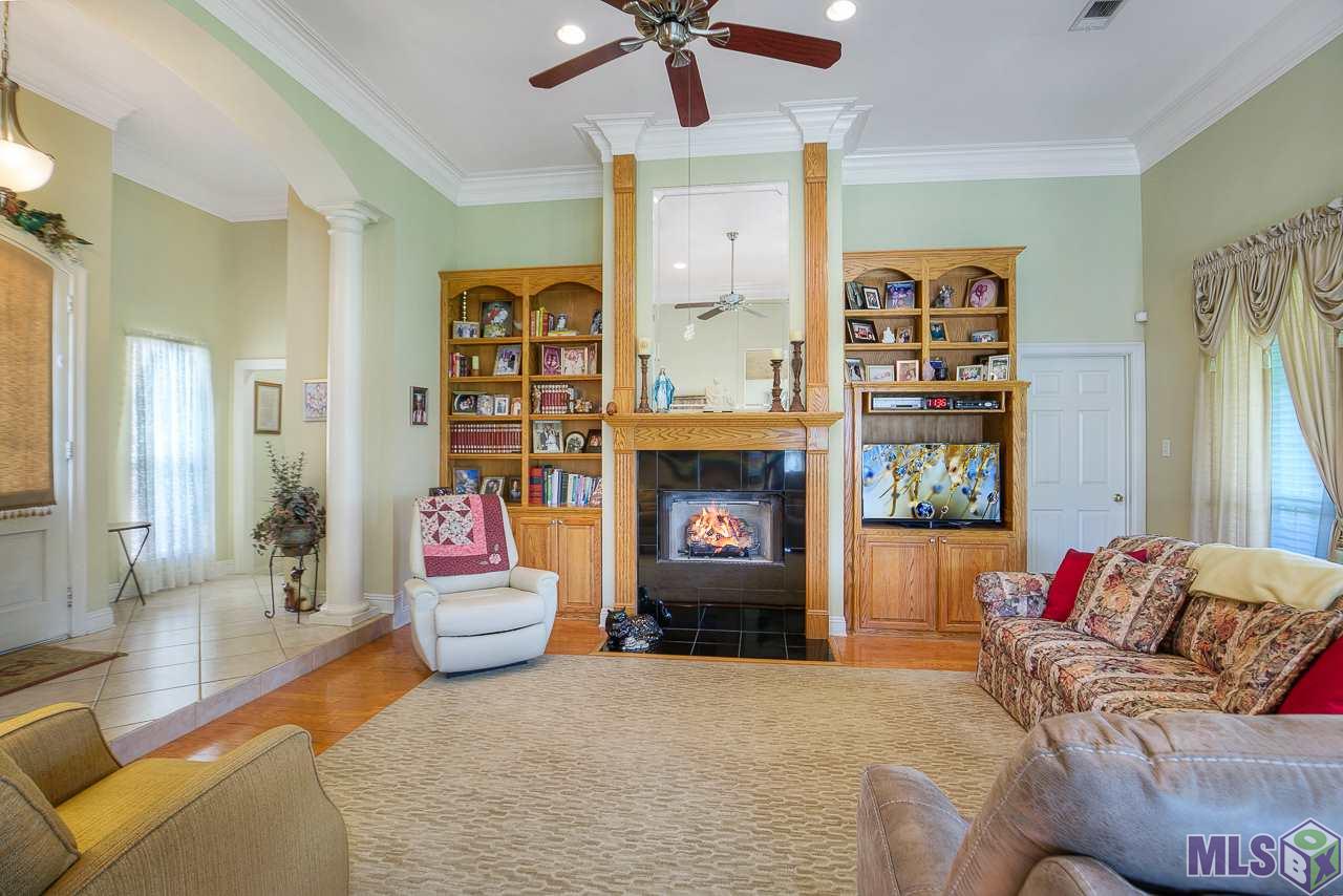 9213 Rue De Fluer Denham Springs, LA 70706 - Photo 4 of 18 Gallery Image 4