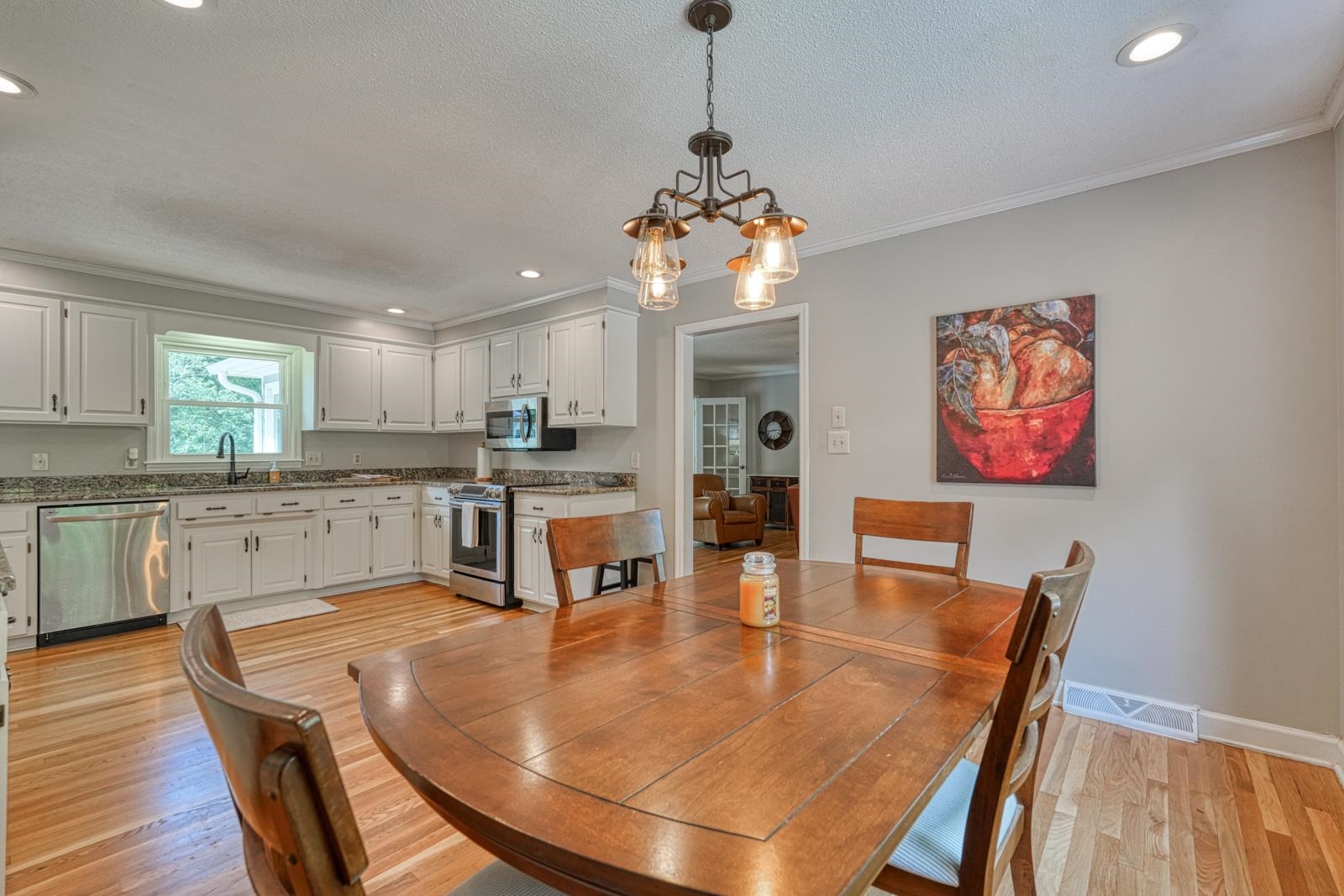 102 Hickory Hollow Road Inman, SC 29349 - Photo 12 of 50
