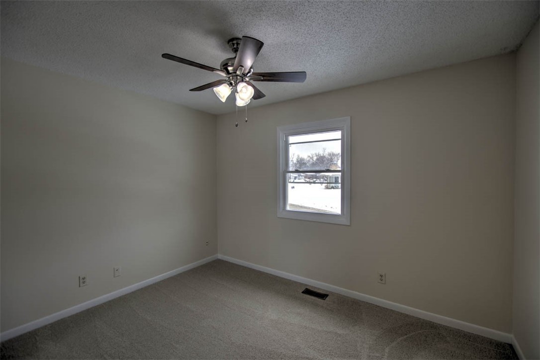 414 West Ash Avenue Decatur, IL 62526 - Photo 19 of 29