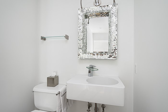 20 Woodland Terrace Providence, RI 02906 - Photo 28 of 50