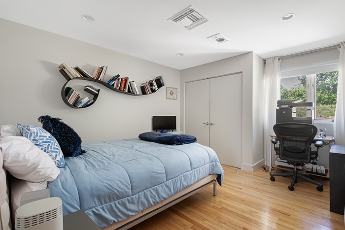 20 Woodland Terrace Providence, RI 02906 - Photo 39 of 50