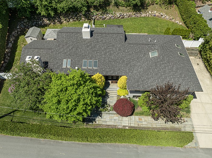 20 Woodland Terrace Providence, RI 02906 - Photo 7 of 50