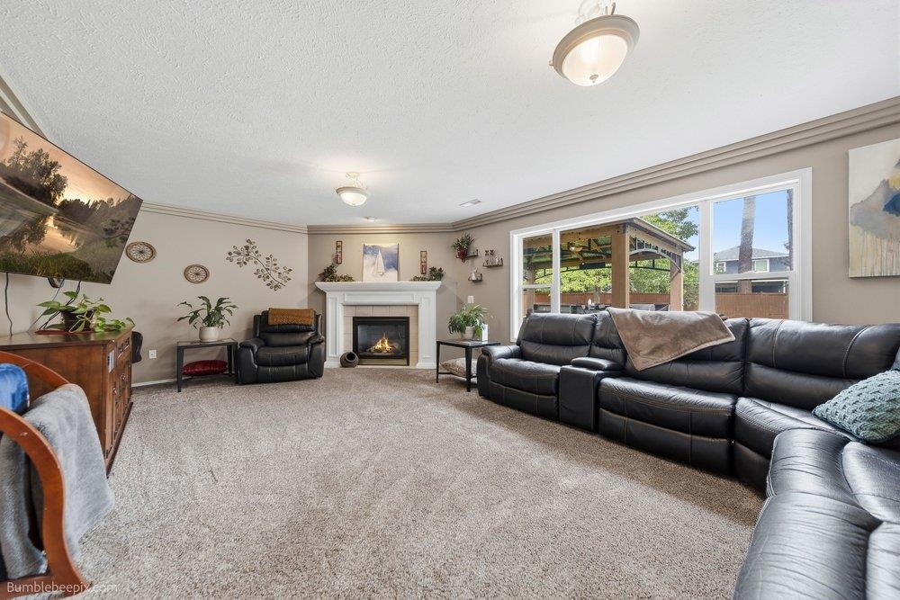4318 East Winfield Road Mead, WA 99021 - Photo 7 of 33