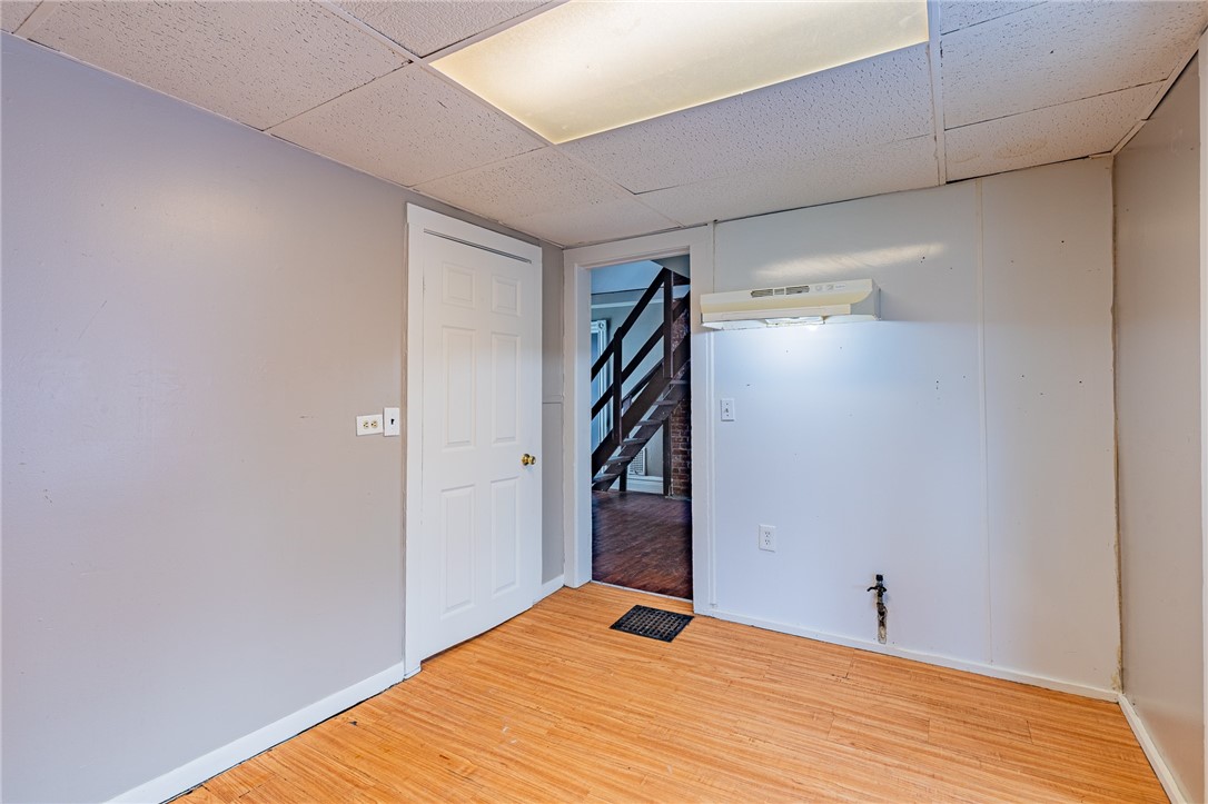 477 Parsells Avenue Rochester, NY 14609 - Photo 20 of 44