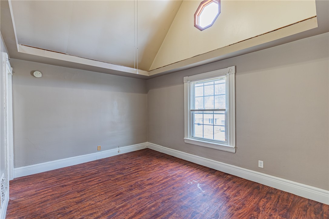 477 Parsells Avenue Rochester, NY 14609 - Photo 32 of 44