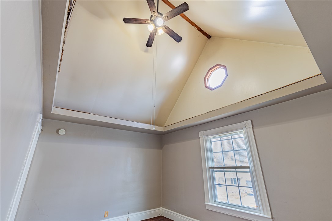 477 Parsells Avenue Rochester, NY 14609 - Photo 33 of 44