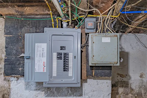 $100,000 | 477 Parsells Avenue, Rochester, NY 14609